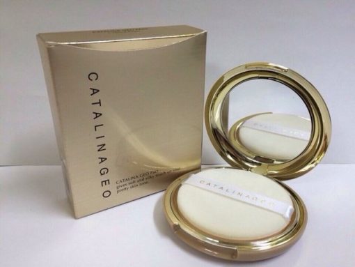 Phấn phủ Geo Lamy vàng siêu mịn Catalina Golden Pact – Hàn quốc