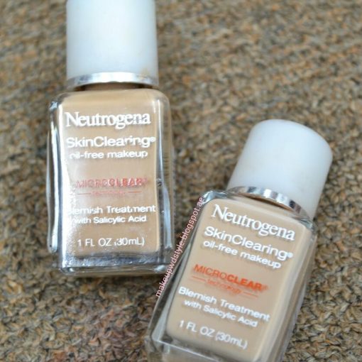 KEM NỀN NEUTROGENA SKINCLEARING OIL-FREE