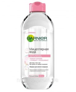 Tẩy trang Garnier hồng