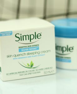 Kem dưỡng SIMPLE Water Boost Skin Quench Sleeping