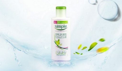 Sữa tẩy trang Simple Kind to Skin Purifying Cleansing Lotion